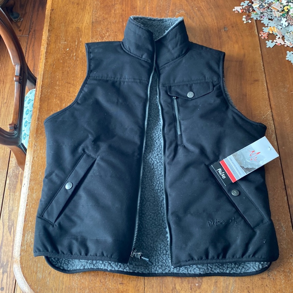 Women’s Pulse Black Vest